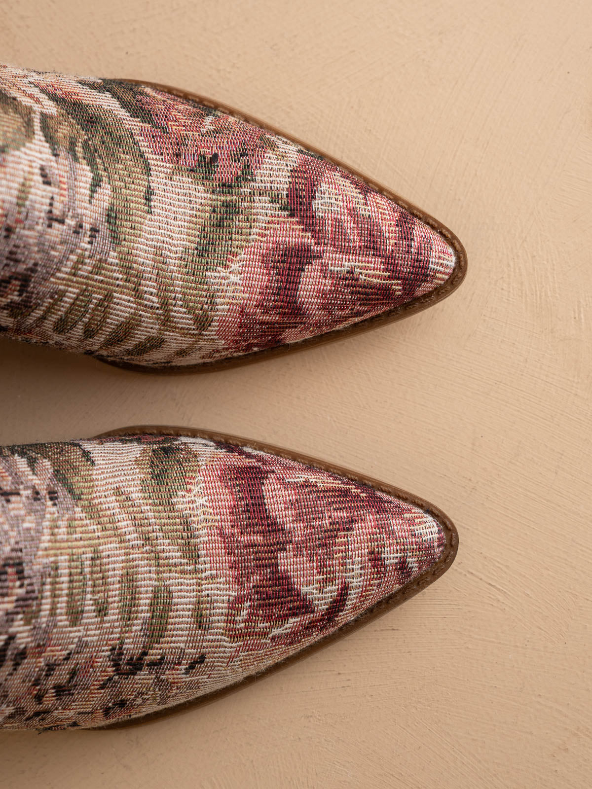 The Brilee | Mauve Tapestry Boot – Oasis Society