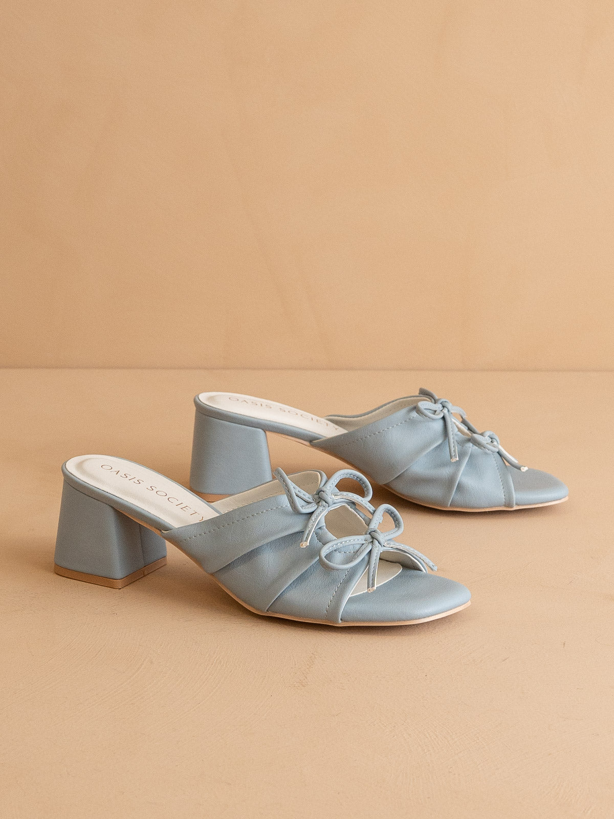 The Emerald | Blue Double Bow Peep Hole Sandal – Oasis Society