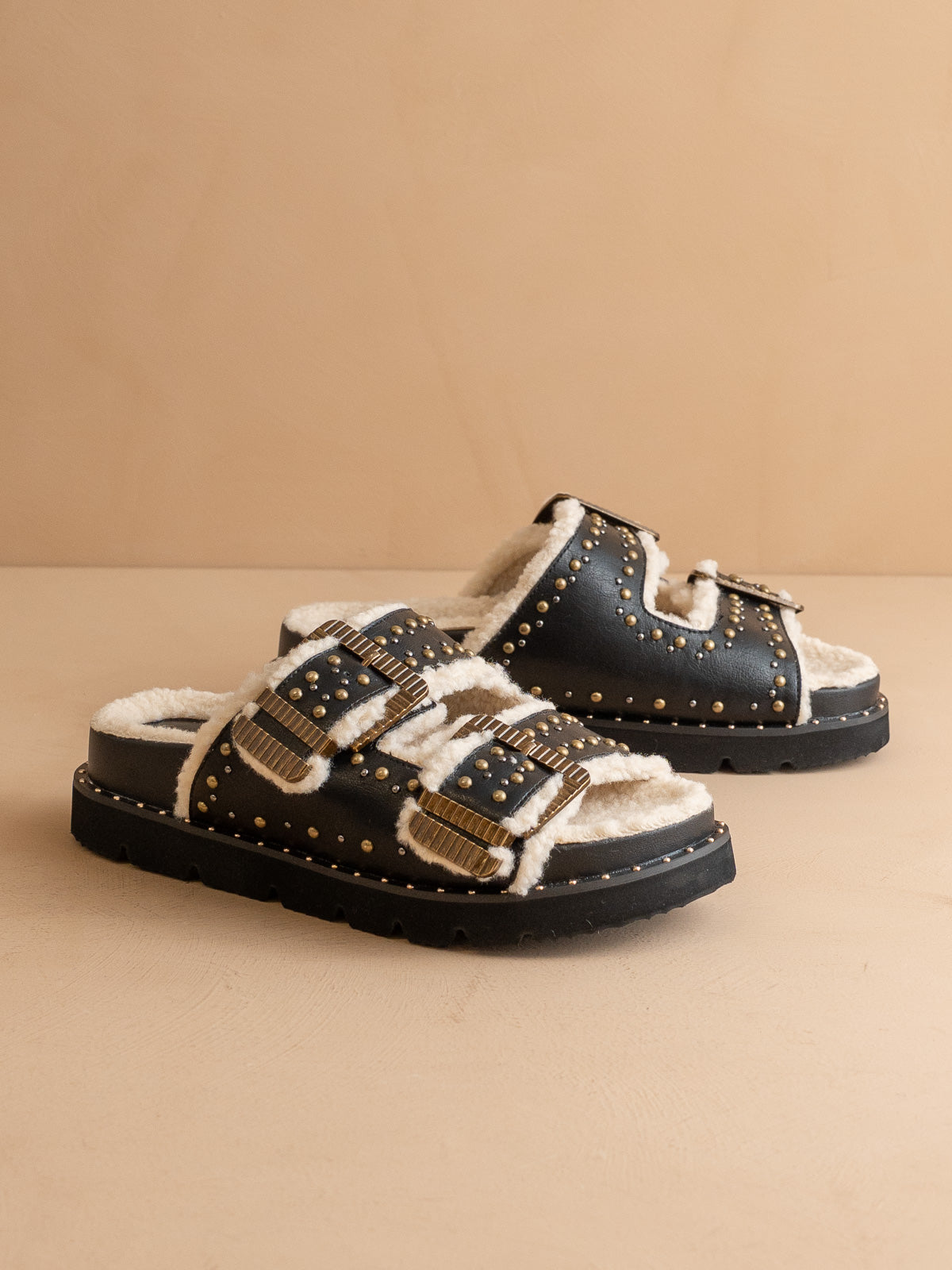 The Gaylen | Black Fleece Lined Slipper Slide * FINAL SALE