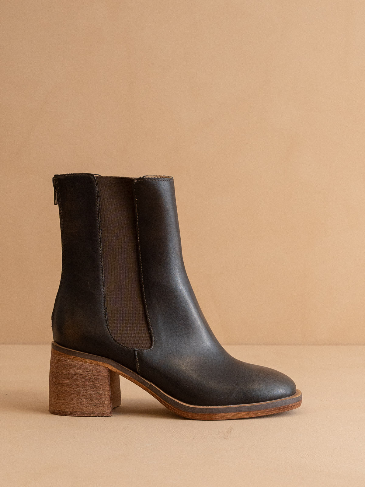 The Olivia | Espresso Chelsea Heel Boots – Oasis Society