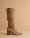The Roxanne | Latte Knee High Western Bucket Boot *FINAL SALE*
