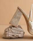 The Zoey | Light Gold knotted band platform heel