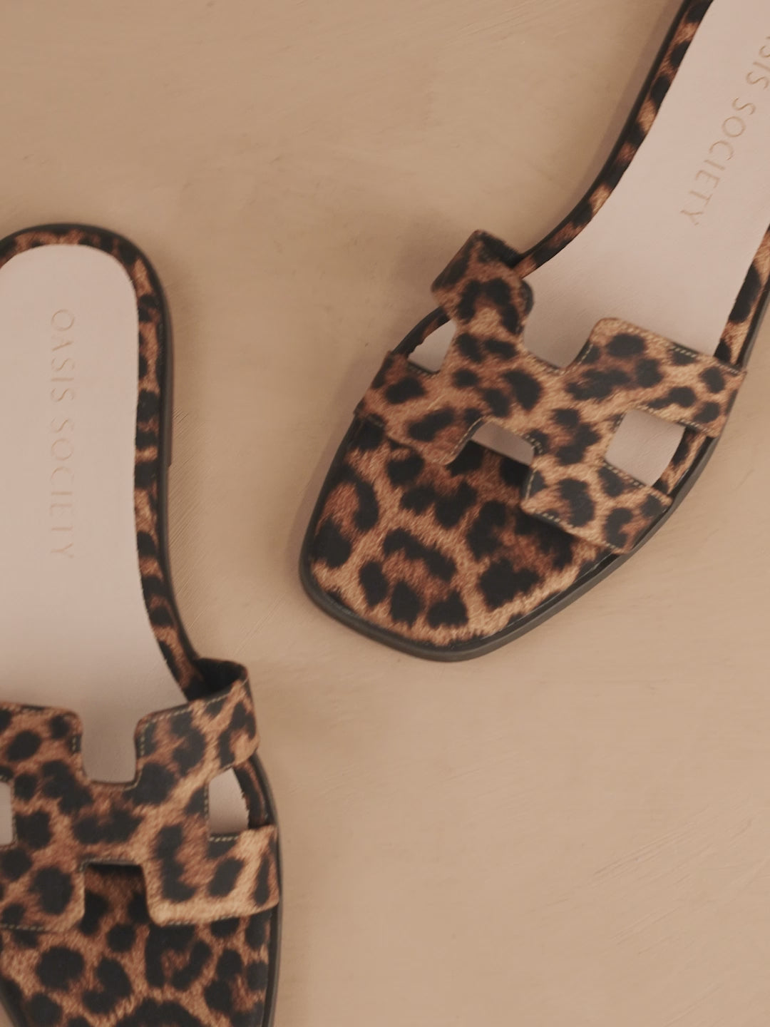 The Everlee | Leopard H-Strap Sandal – Oasis Society