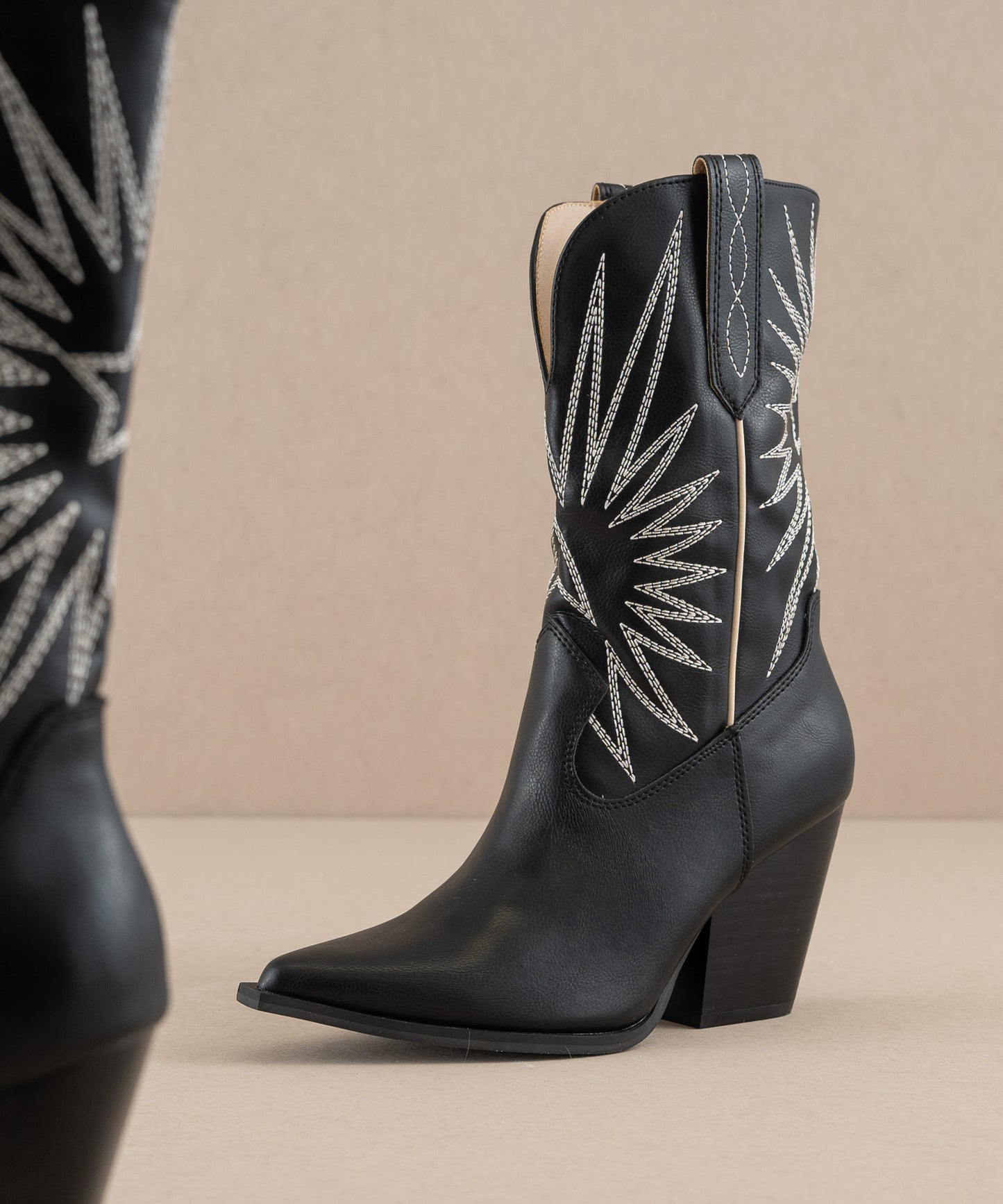 The Emersyn - Black Starburst Embroidery Boots