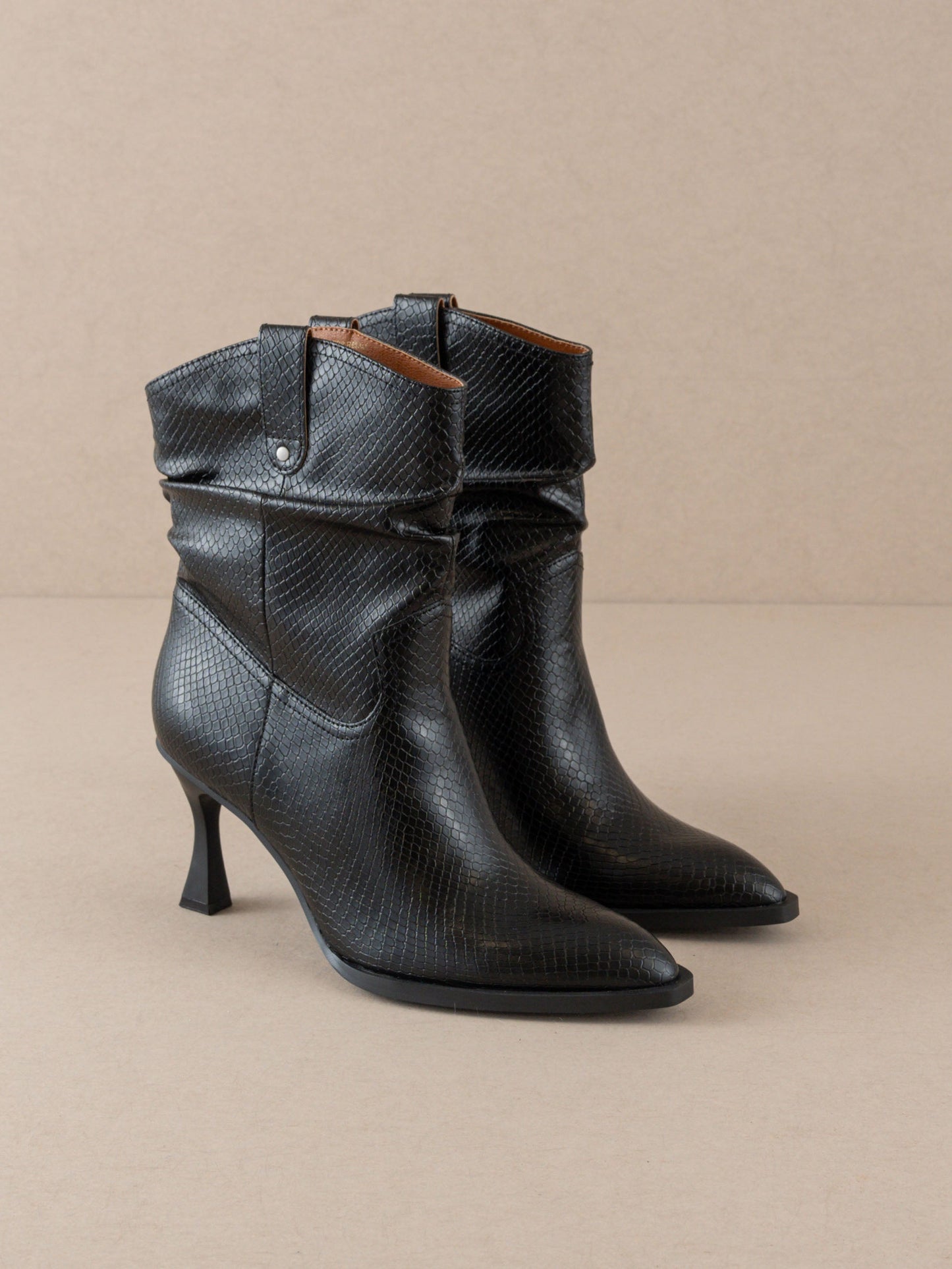 The Jolene | Black Kitten Heeled Western Boot