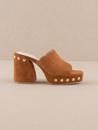 The Leona | Caramel Studded Platform Heel