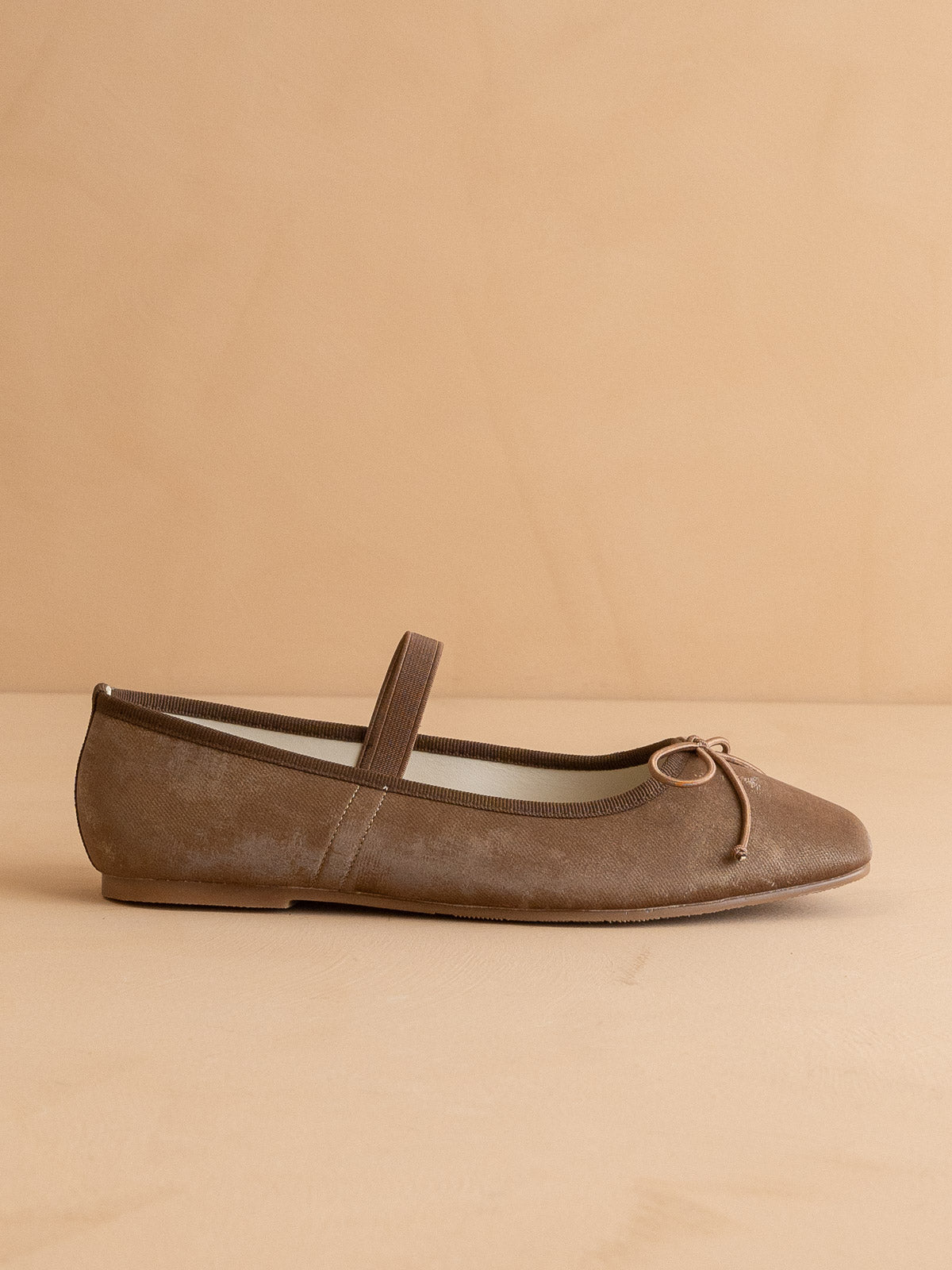 The London | Coffee Ballet Pointe Flat