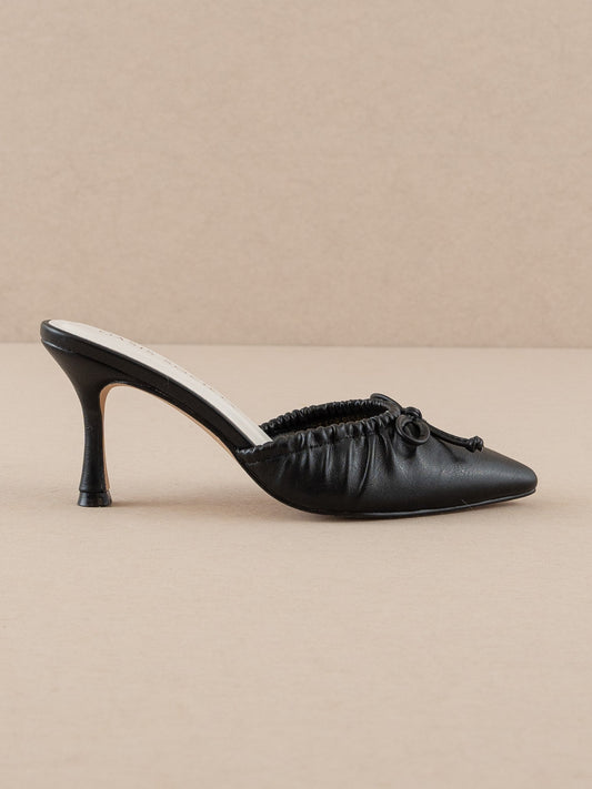 The Maven | Black Pointed Kitten Heel with Bow