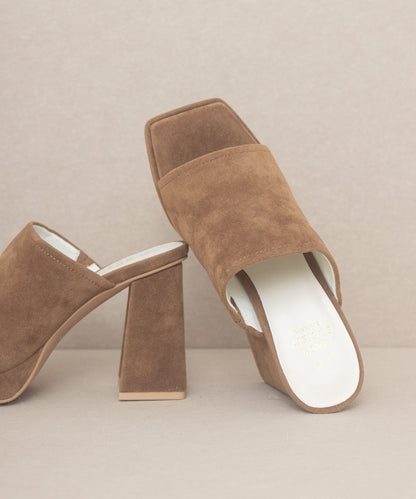 The Vivienne Brown | Slip On Platform heel