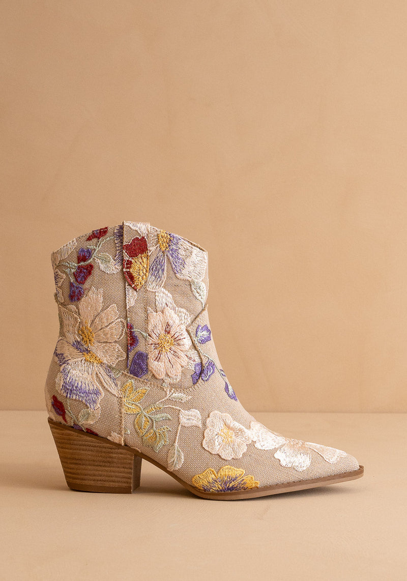 Oasis Society Serena - Studded Raffia Slide Heel