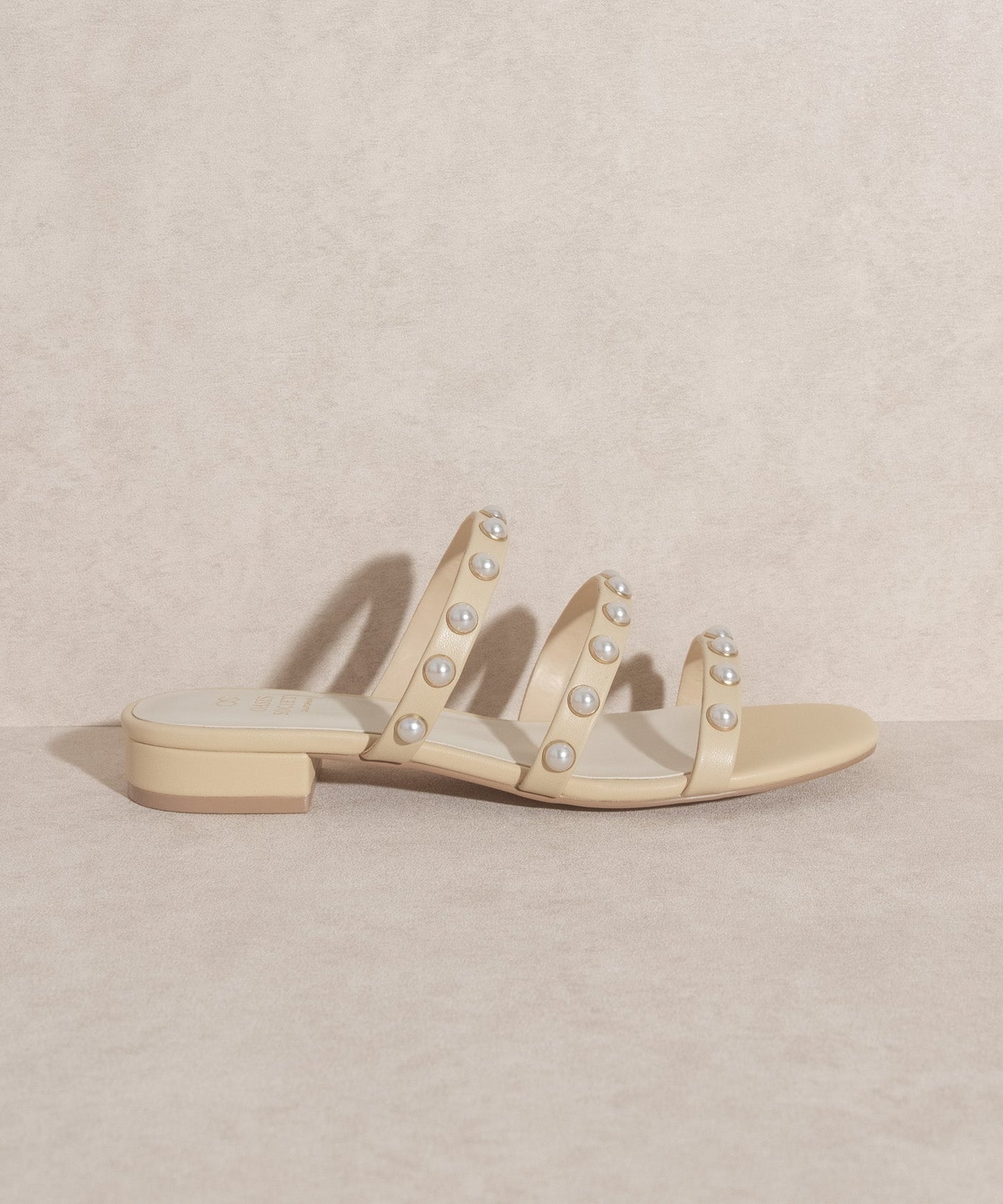 The Valerie - Butter Pearl Flat Sandals